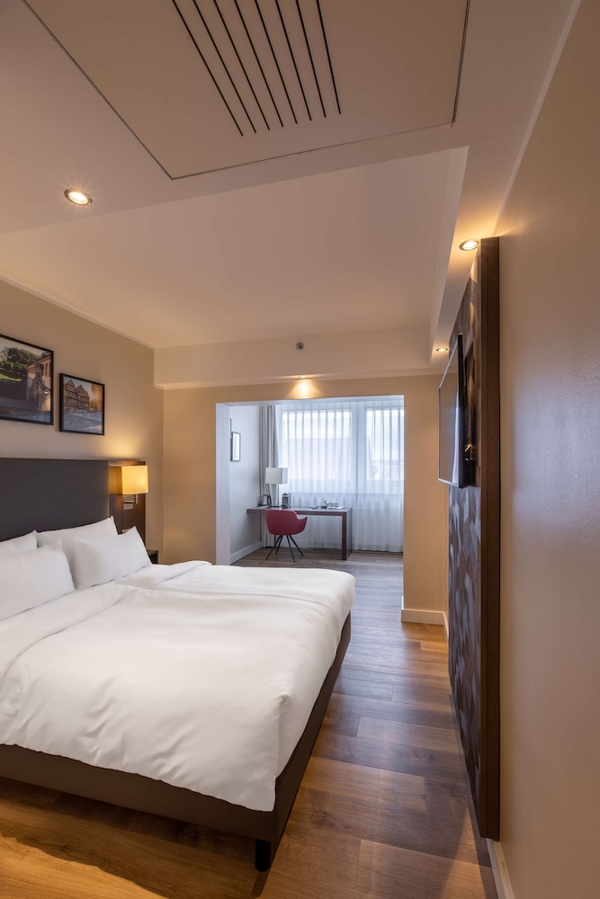Premium Room thumbnail 6