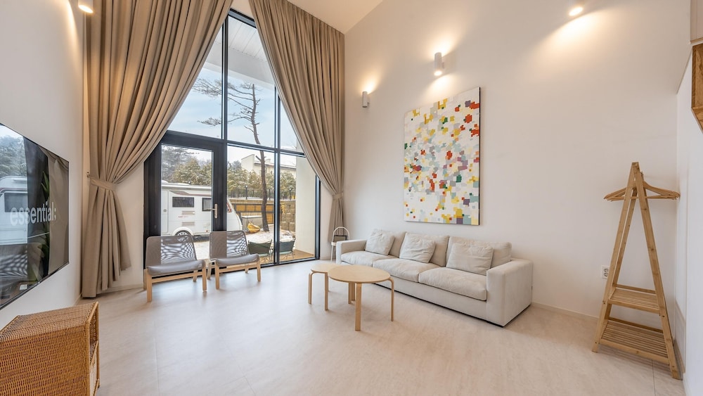Basic Room, 2 Bedrooms (Agigorae A) photo 1