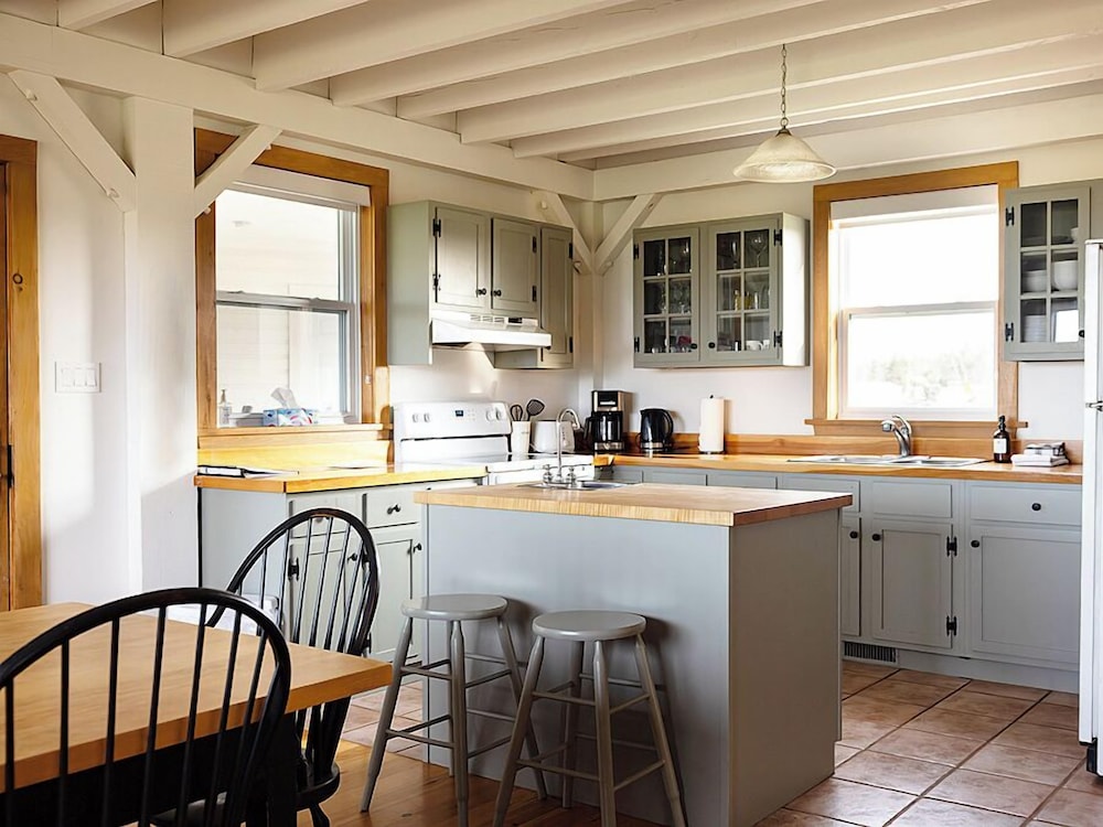 Traditional Cottage, 3 Bedrooms photo 3