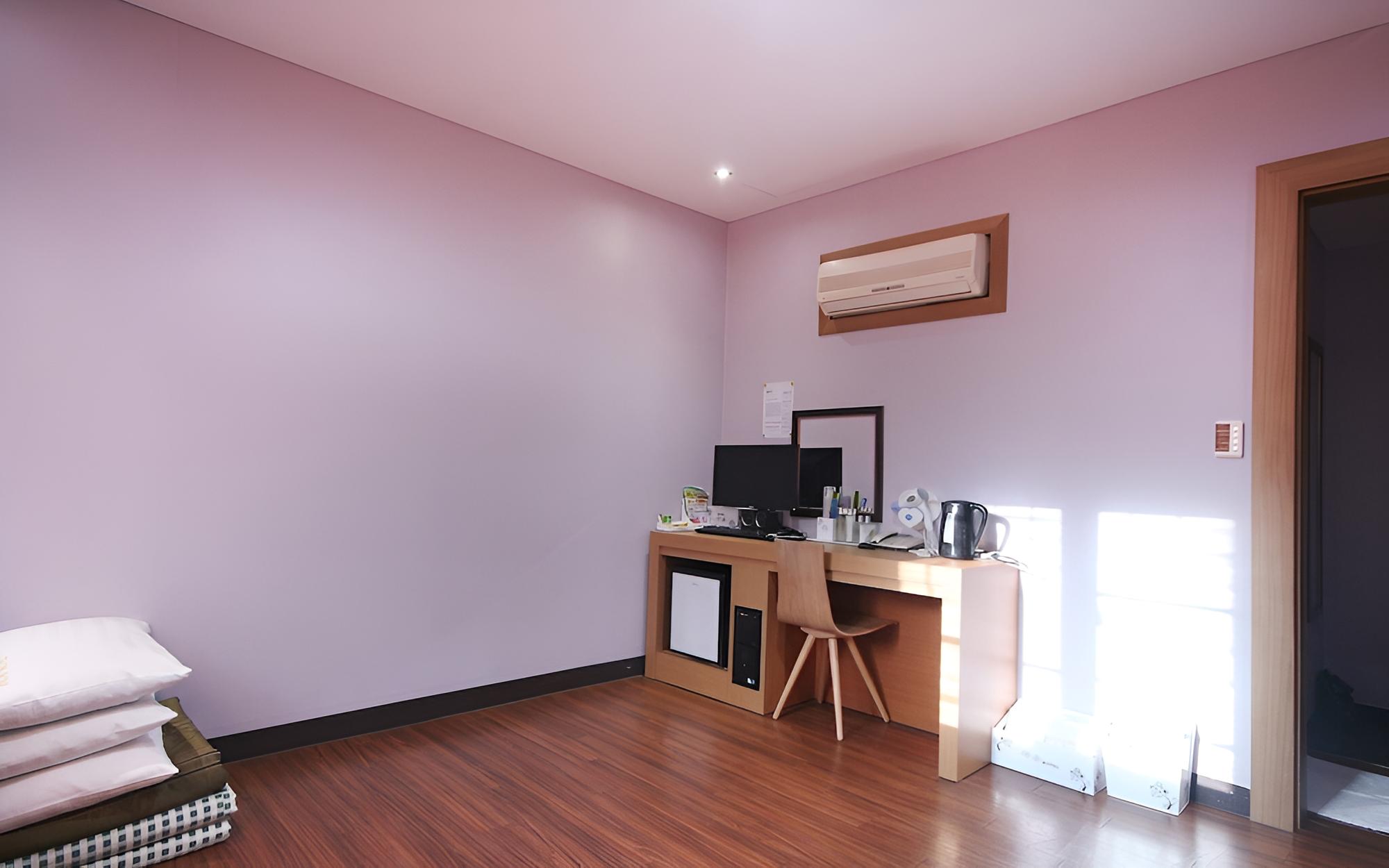 Room (Ondol room) - Photo 4