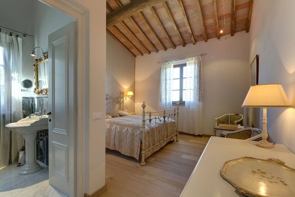 Comfort Double Room, 1 Queen Bed, Garden View photo 2