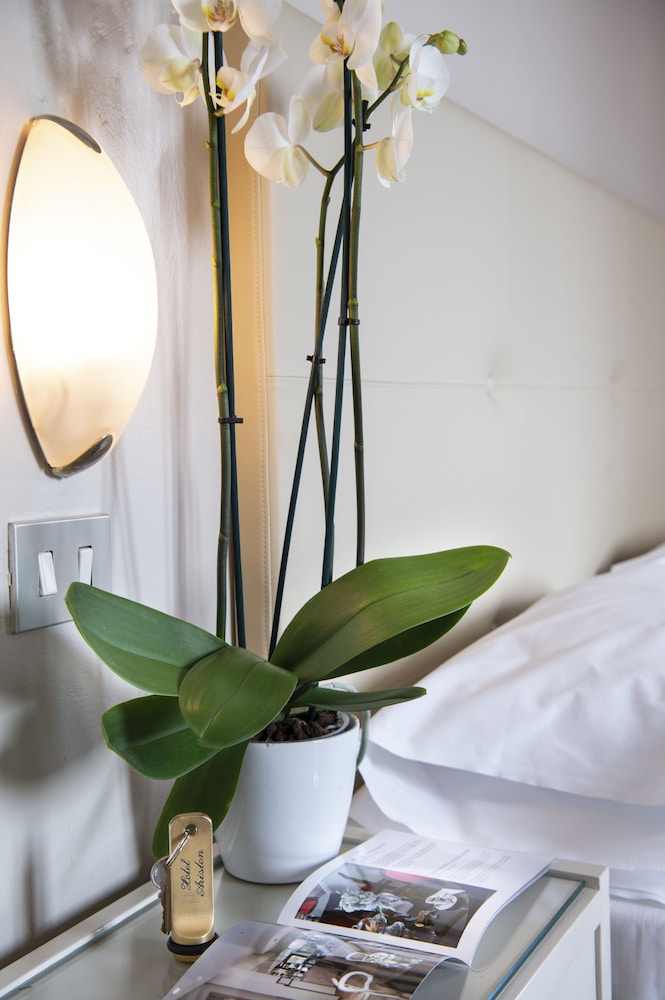 Economy Double Room photo 2