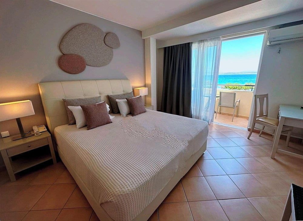 Triple Room - Photo 17
