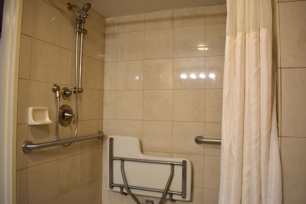 Suite, Accessible, Non Smoking photo 3