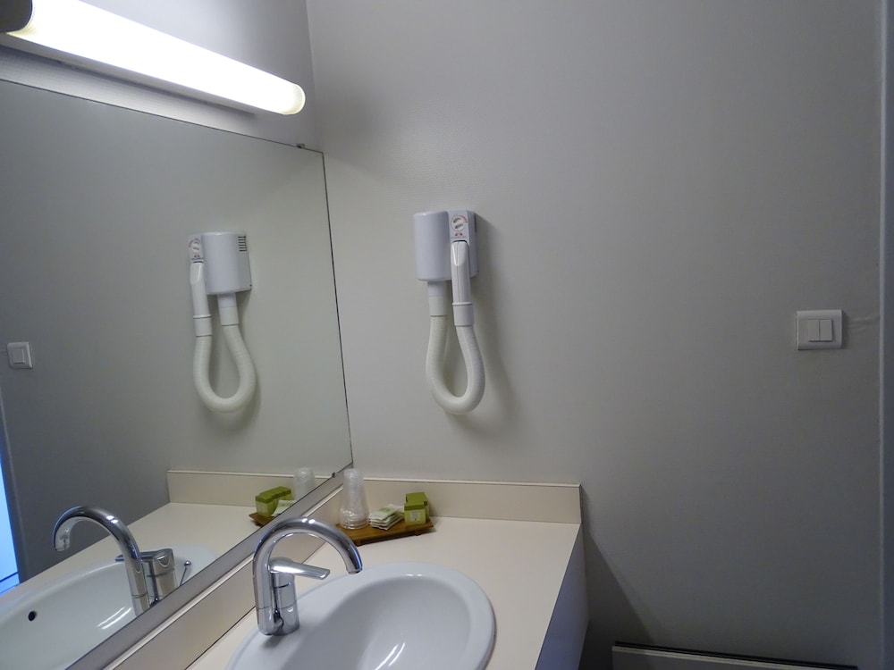 Quadruple Room - Photo 2