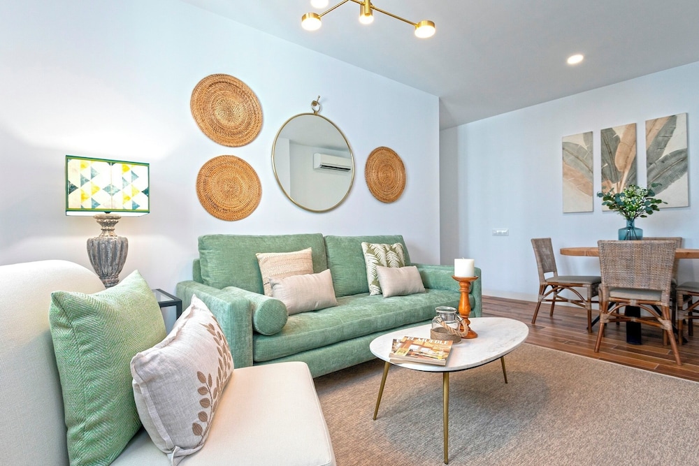 Apartment (2 Bedrooms)