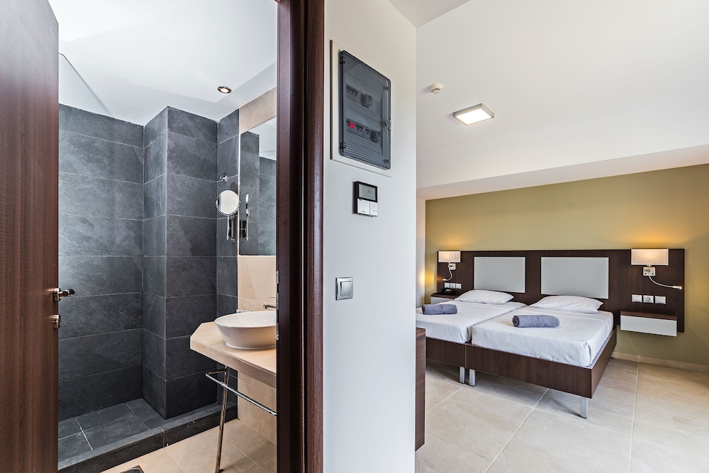 Double Room with Land View photo 3