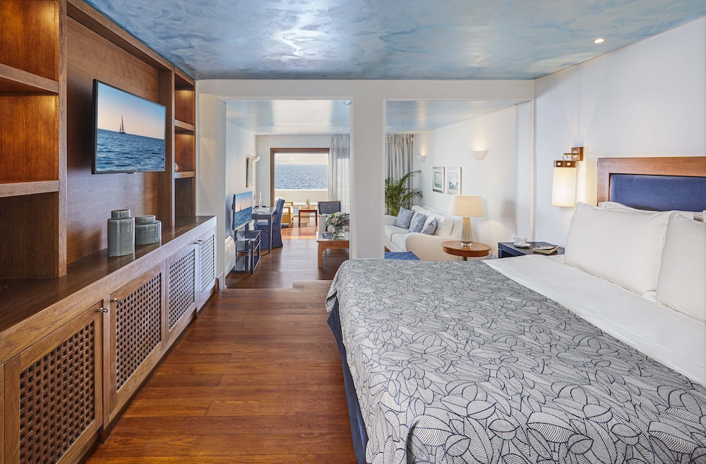 Island Bungalow Waterfront