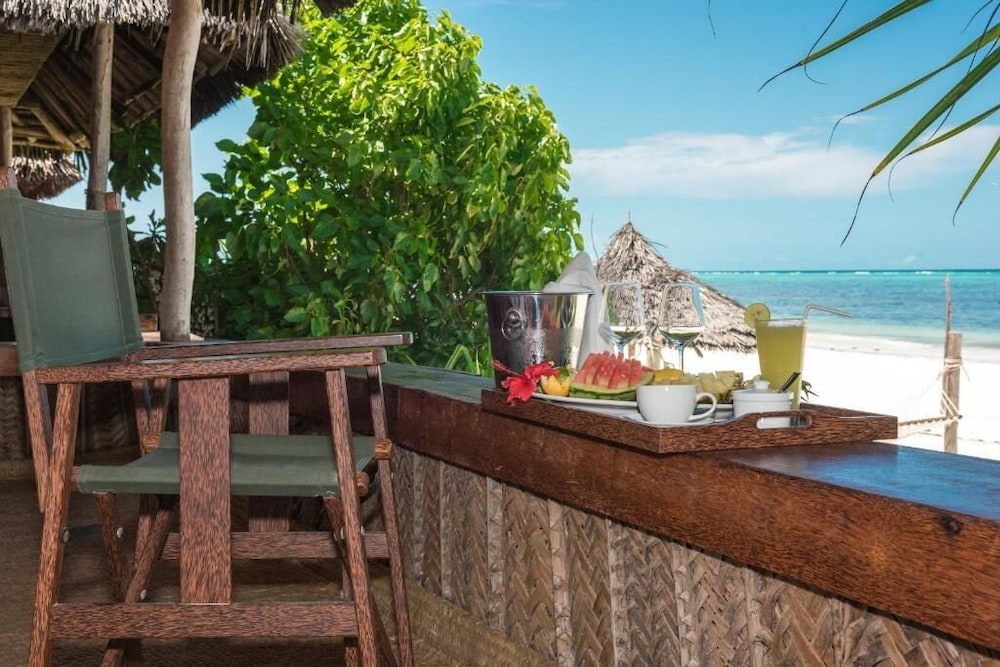 Room, 1 King Bed, Beachfront (40 m2)