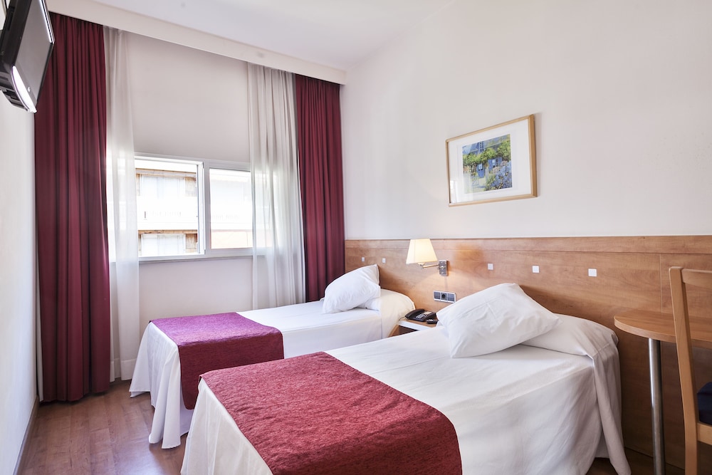 Double or Twin Room photo 2
