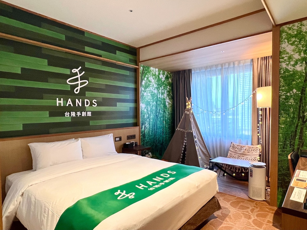 Random Theme Room (Room type/bed type cannot be specified)