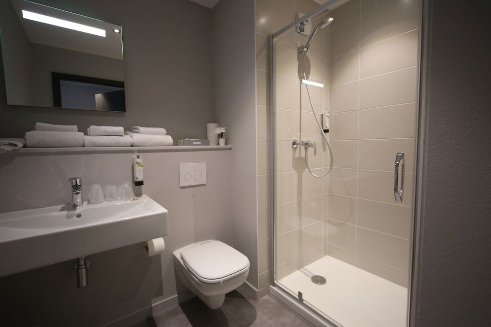 Standard Room - Photo 5