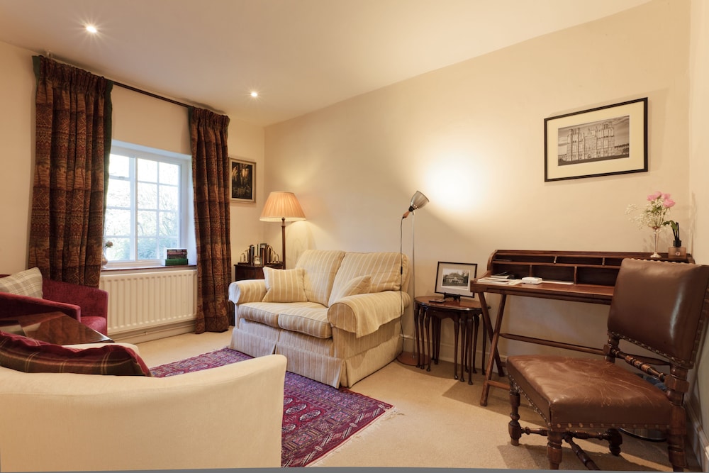 The Gate House Cottage photo 1