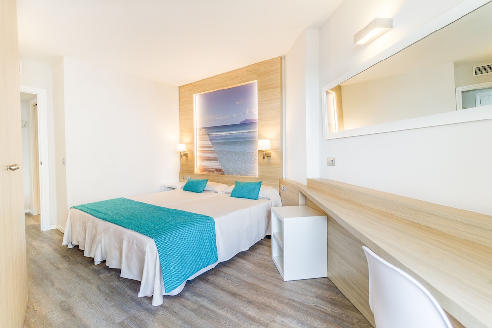Apartment, 1 Bedroom, Balcony photo 2