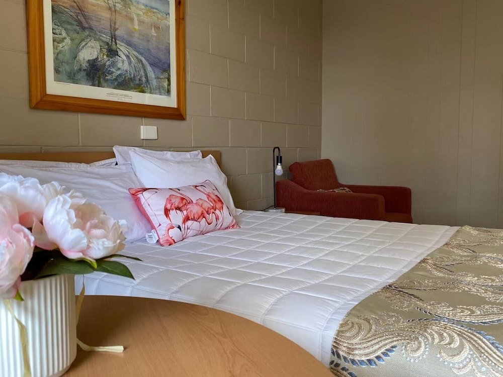 Deluxe Double or Twin Room photo 1