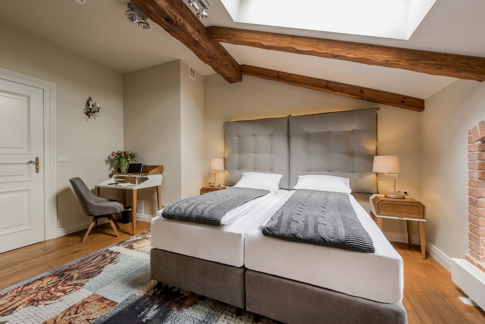 Standard Double or Twin Room - Photo 1