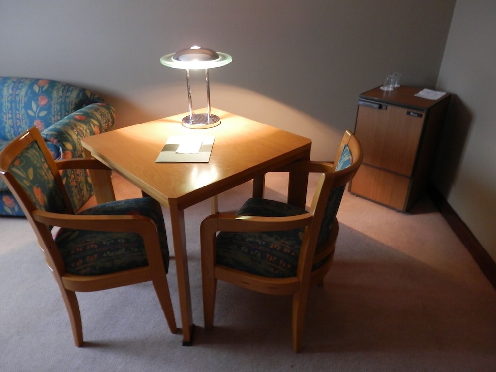 Suite - Photo 11