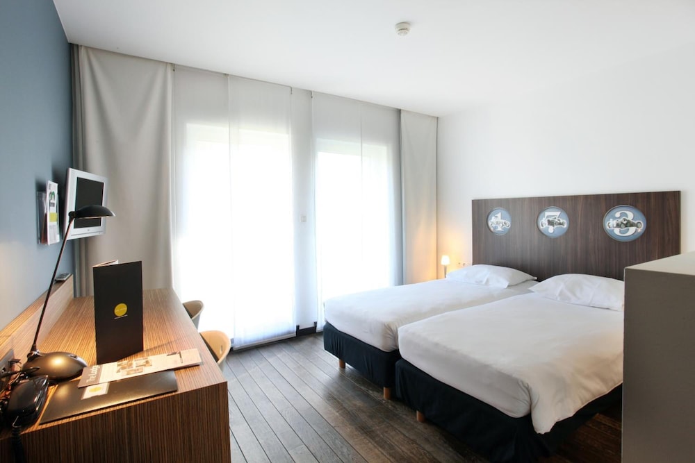 Double Room Single Use, Garden View