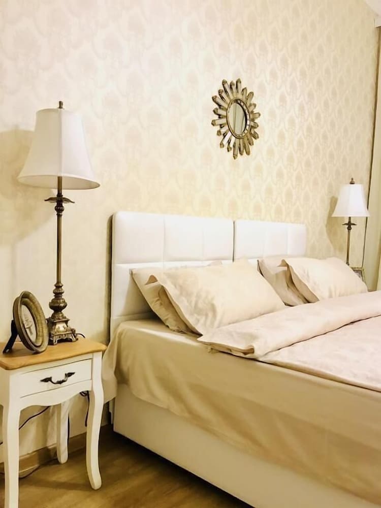 Design Apartment, 3 Bedrooms, Mezzanine photo 1