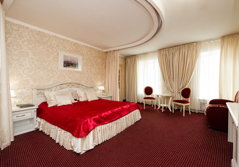 Deluxe Double Room, 1 King Bed, Jetted Tub photo 1