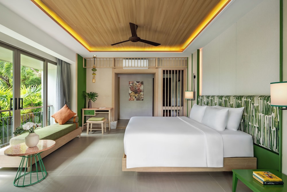 Tropicana Superior Room photo 3