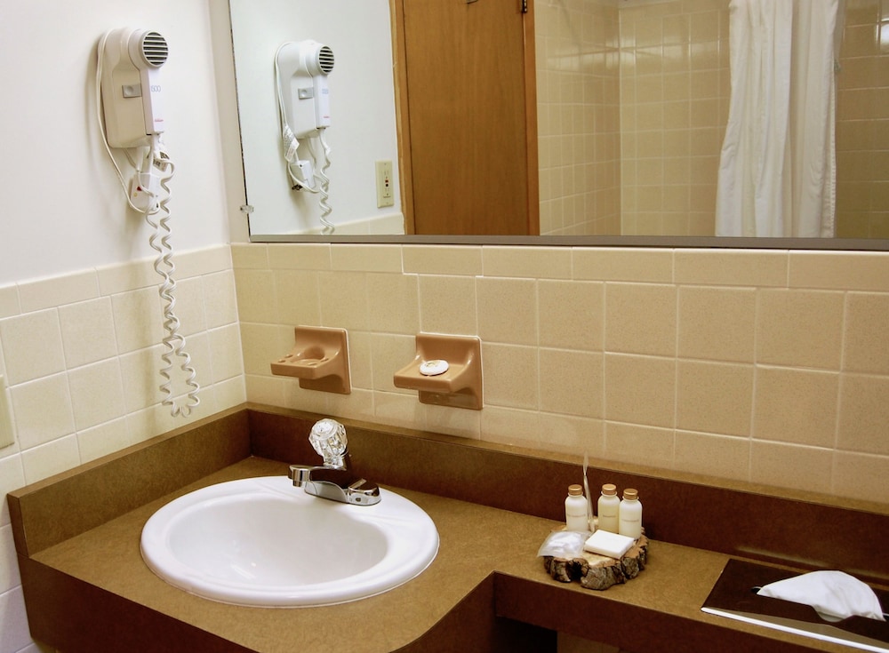 Double Room, 2 Double Beds (Front View) photo 3