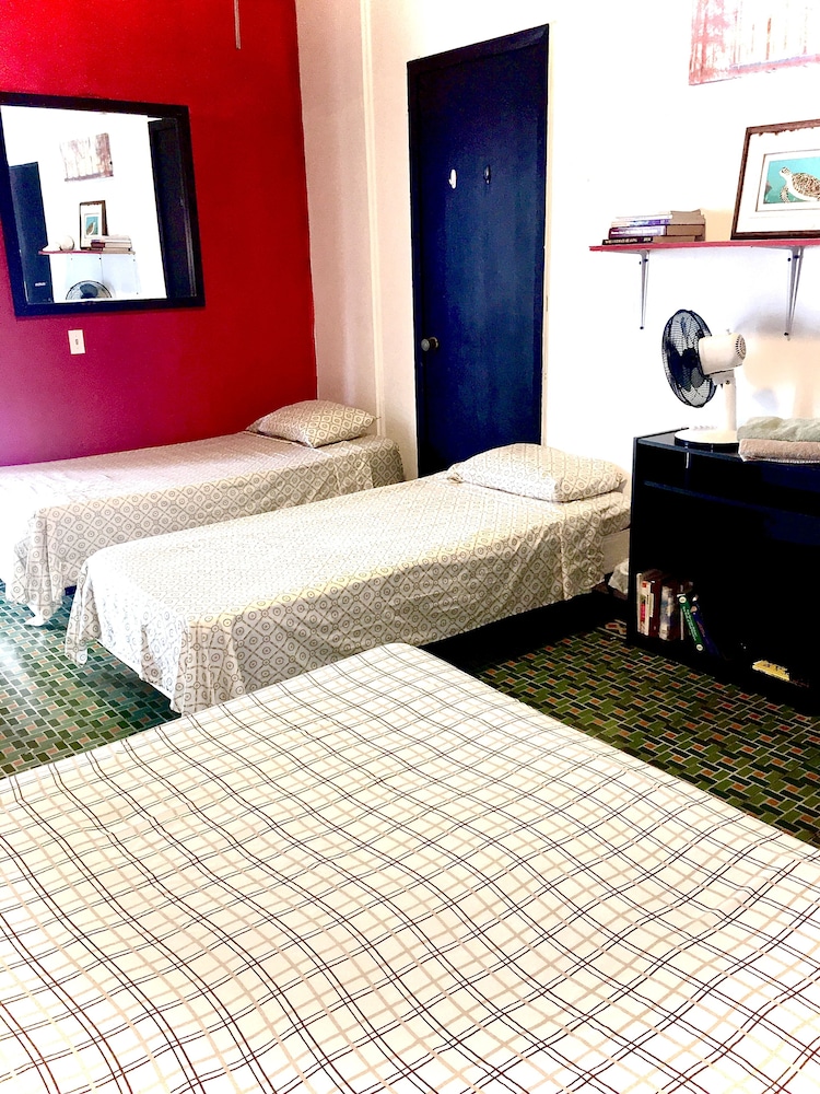 Family Triple Room, Multiple Beds photo 2
