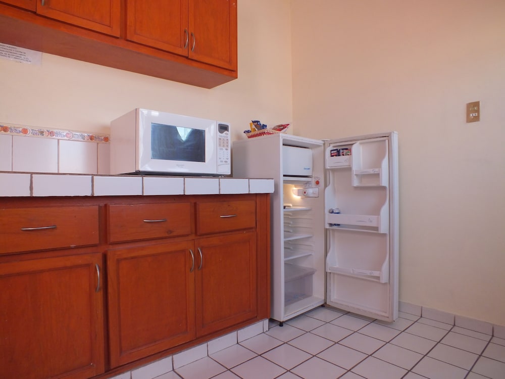 Family Suite (Master, 4 Double Beds) photo 3