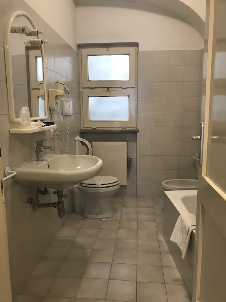 Superior Triple Room - Photo 7