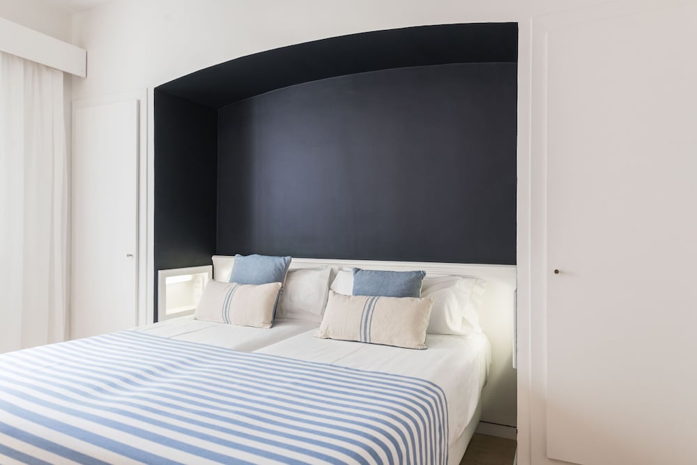 Economy Double Room photo 3