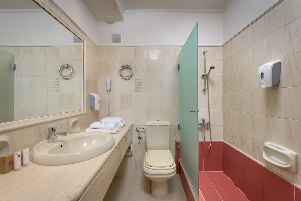 Superior Double or Twin Room - Photo 3