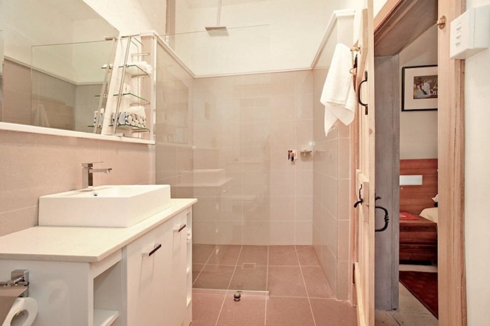 Barwick Cottage photo 3