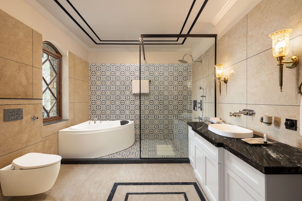 Luxury Room, 1 King Bed