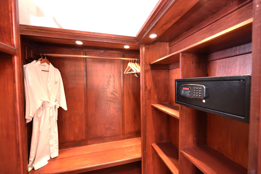 Romantic Cabin, 1 King Bed, Ocean View
