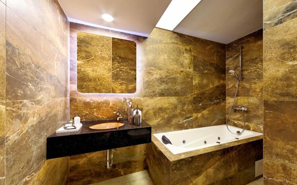 Luxury Double Room - Photo 3