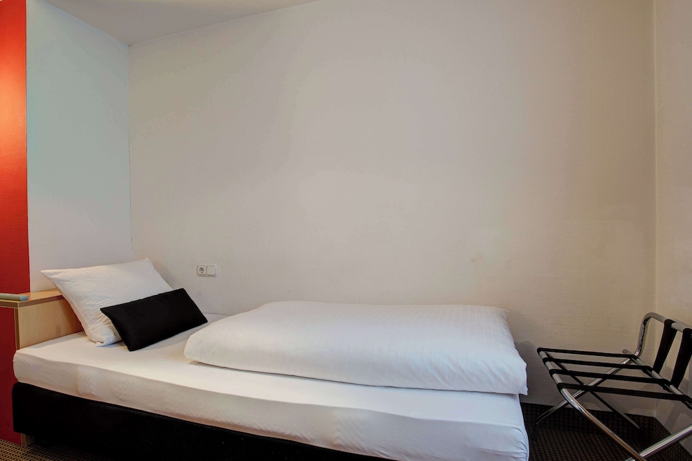 Comfort Room, 1 Twin Bed