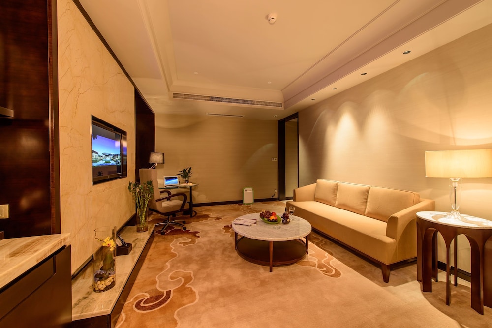 Superior Suite photo 2