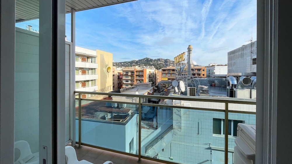 Standard Double Room, Balcony - Photo 5