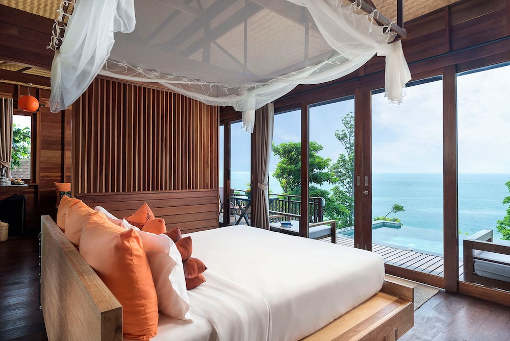 Deluxe Pool Villa