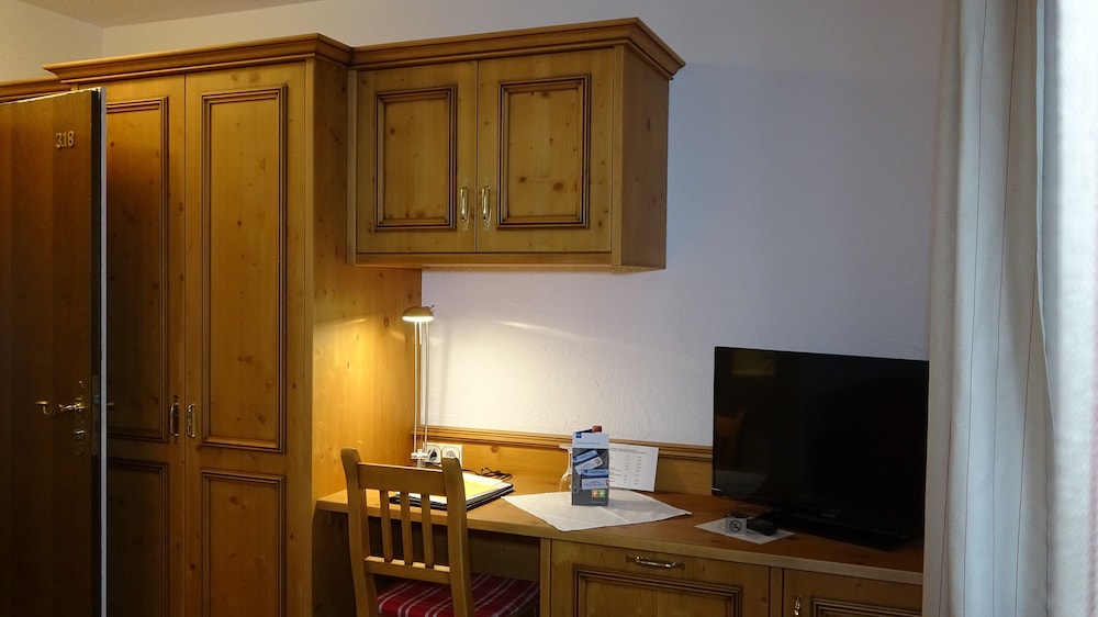 Standard Single Room photo 3