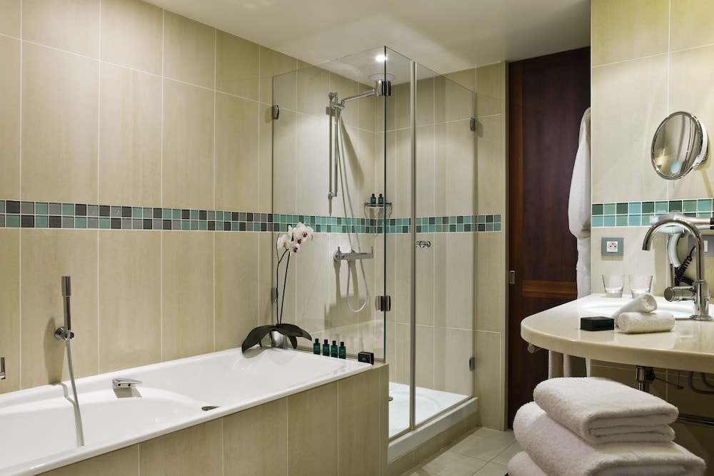 Luxury Room,  1 King Bed, Terrace (Old Port View, Spa and Gym Access) - Photo 6