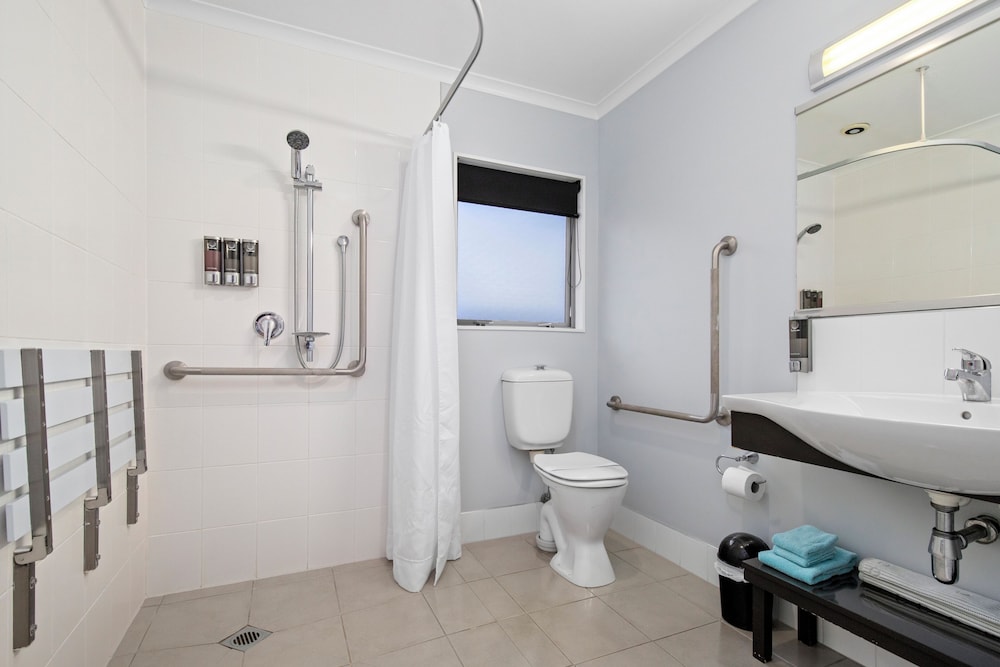 Comfort Studio, Mobility Accessible, Kitchenette photo 3