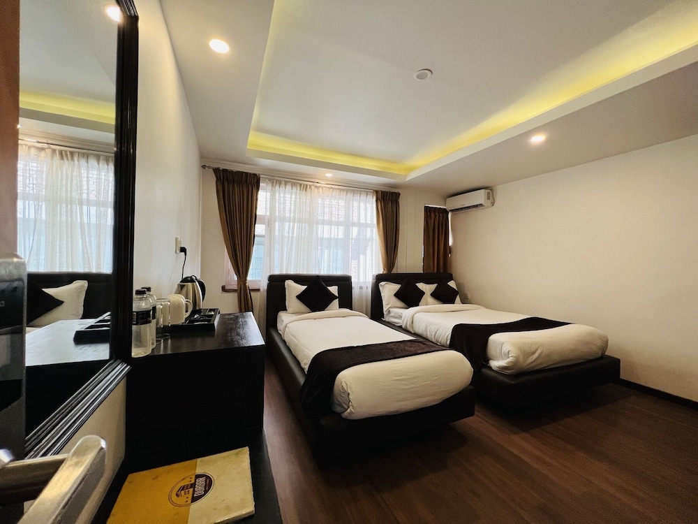 Deluxe Triple Room - Photo 3