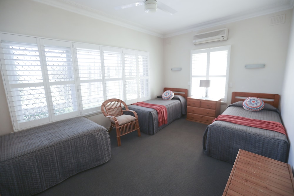 Luxury Cottage, 2 Bedrooms, Garden View photo 2