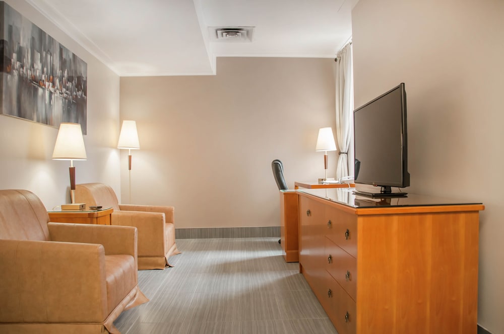 Empire Suites — photo 67