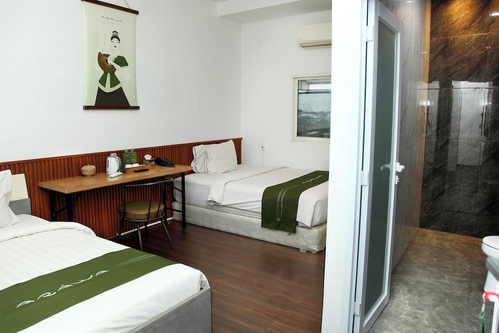 Deluxe Double or Twin Room photo 1