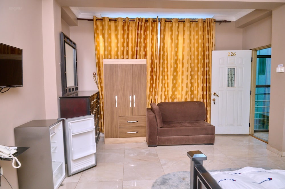Deluxe Suite, Balcony, City View