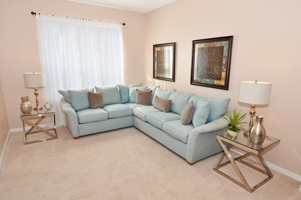 House, Multiple Bedrooms
