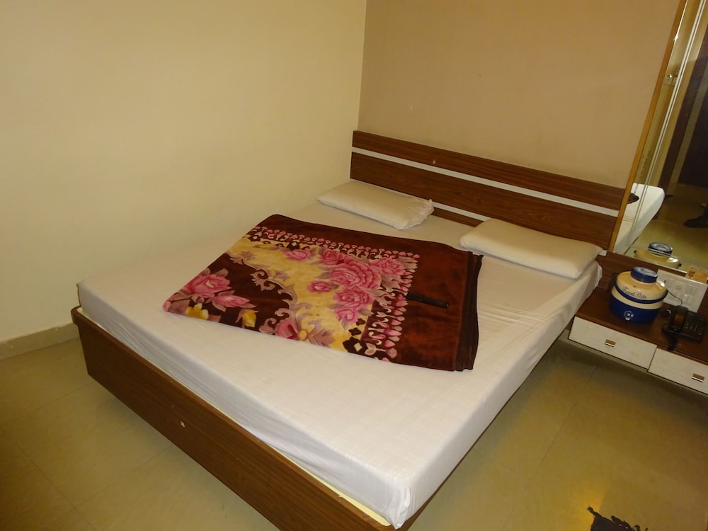 Deluxe Double Room, 1 Double Bed, Non Smoking photo 3