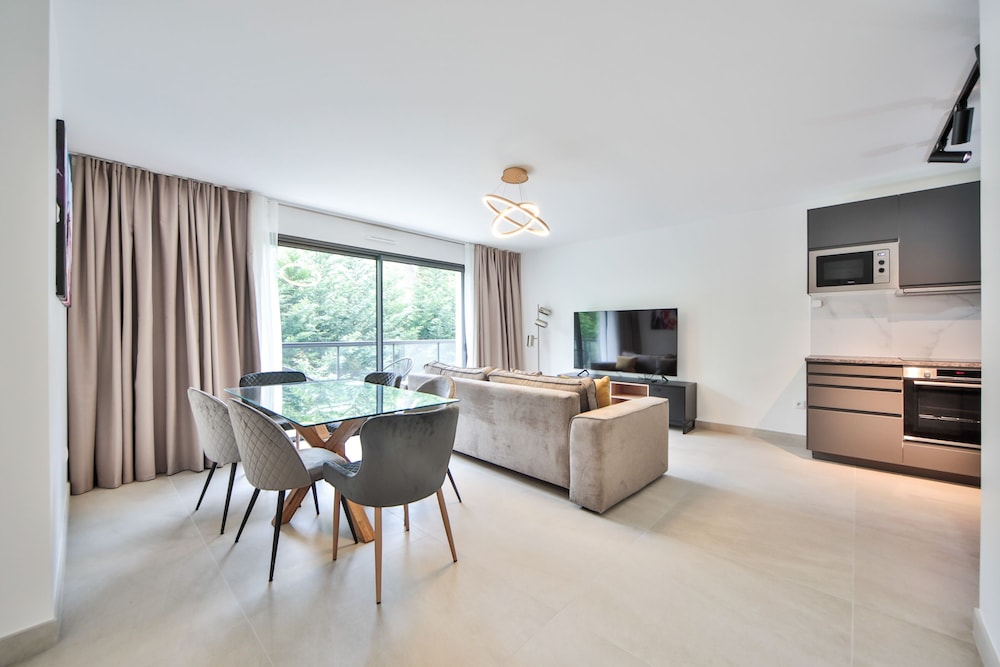 Business Apartment photo 1